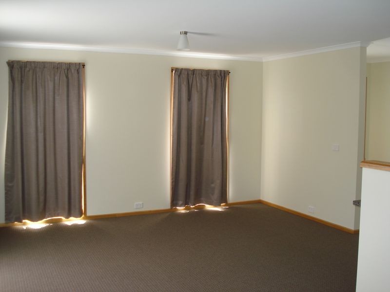 2/28 Brent Street, Glenorchy TAS 7010