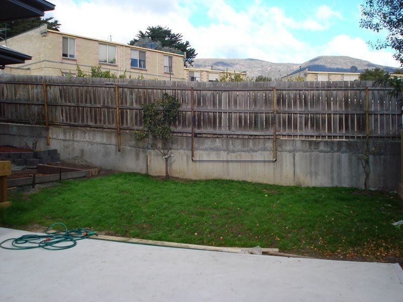 2/28 Brent Street, Glenorchy TAS 7010