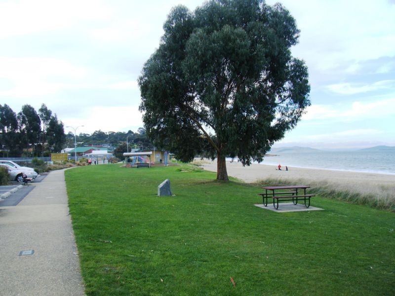18 View Street, Blackmans Bay TAS 7052