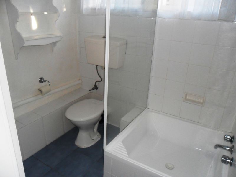 1/8 Woolten Place, Sandy Bay TAS 7005