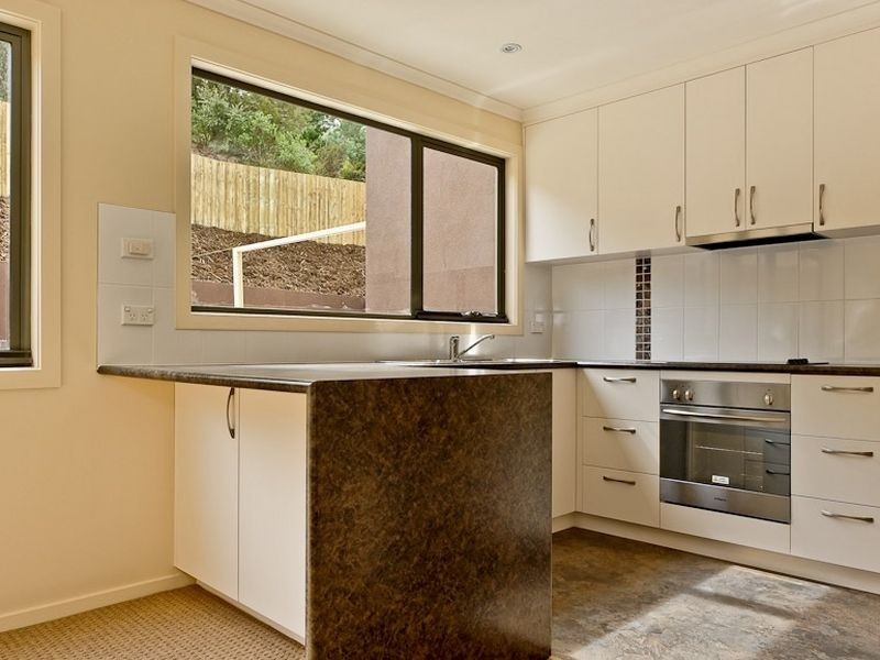 1/124 Mary’s Hope Road, Rosetta TAS 7010