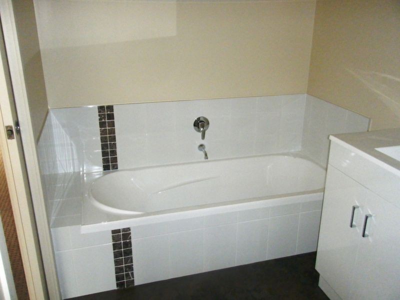 2/124 Mary’s Hope Road, Rosetta TAS 7010