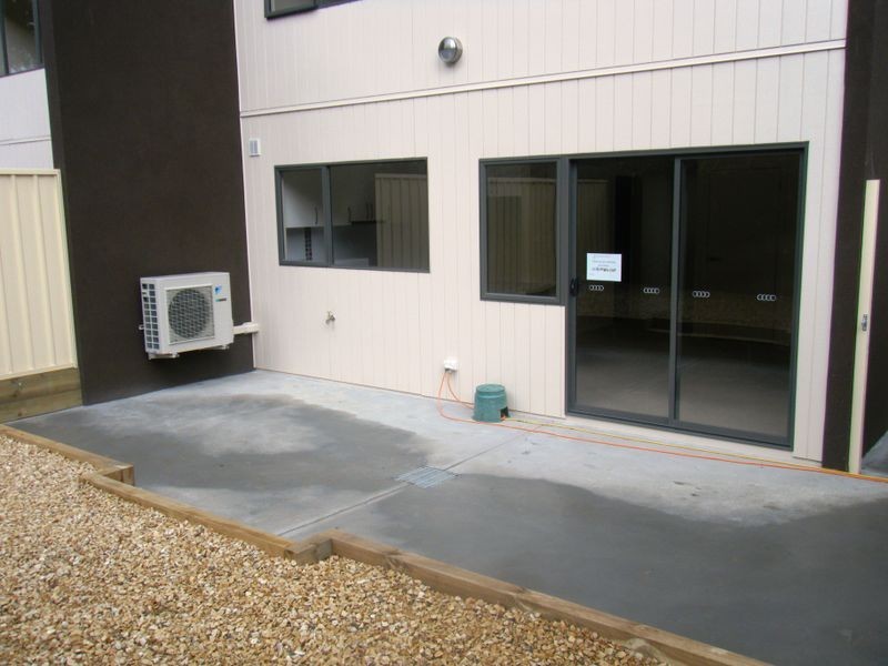 2/124 Mary’s Hope Road, Rosetta TAS 7010