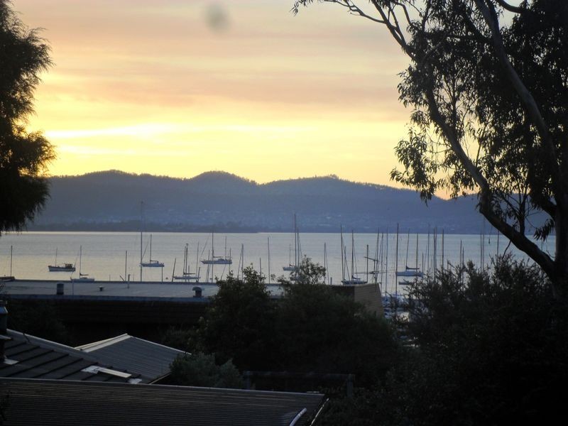 8/17 Margaret Street, Sandy Bay TAS 7005