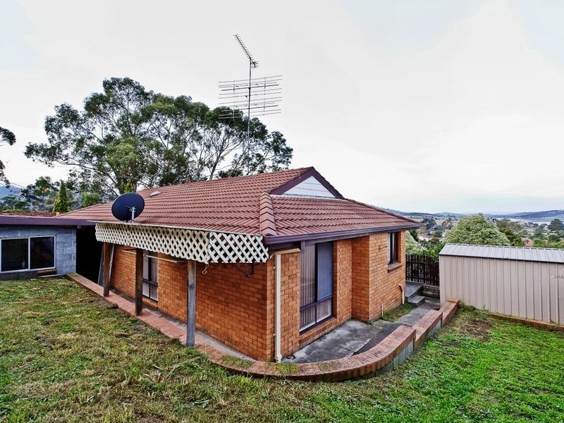 12 Tollard Place, Rokeby TAS 7019