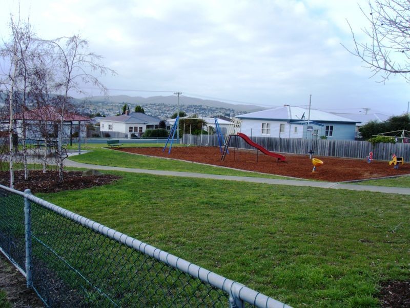 1/2 Keats Avenue, Moonah TAS 7009