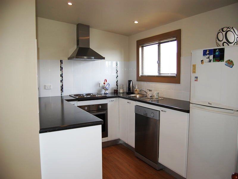 11 Cook Street, Lutana TAS 7009