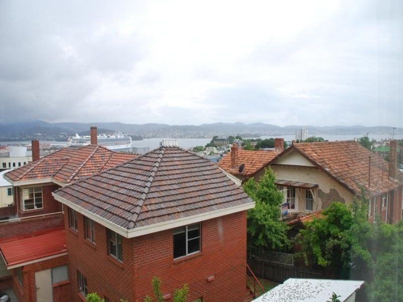 1/4 Ellerslie Road, Battery Point TAS 7004