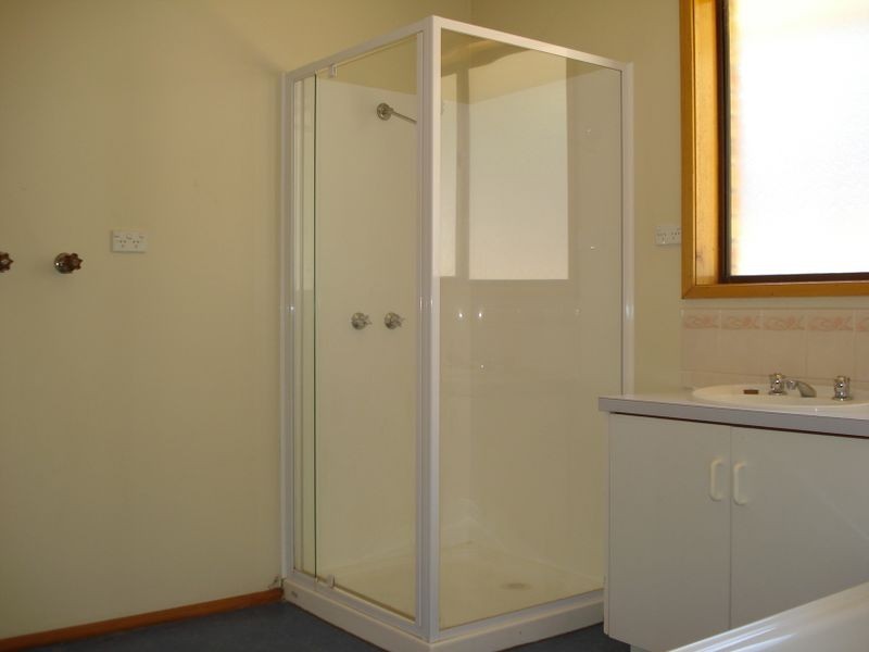 1/11 Chatterton Court, Claremont TAS 7011