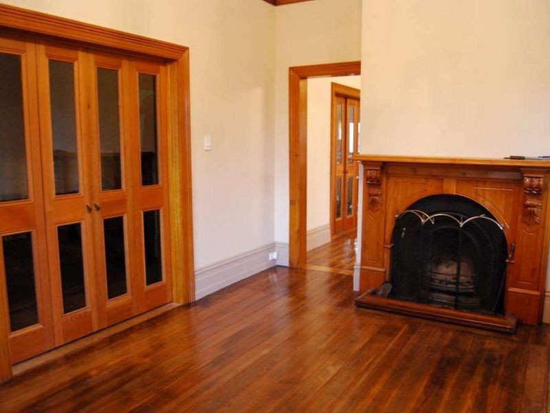 21 Stoke Street, New Town TAS 7008