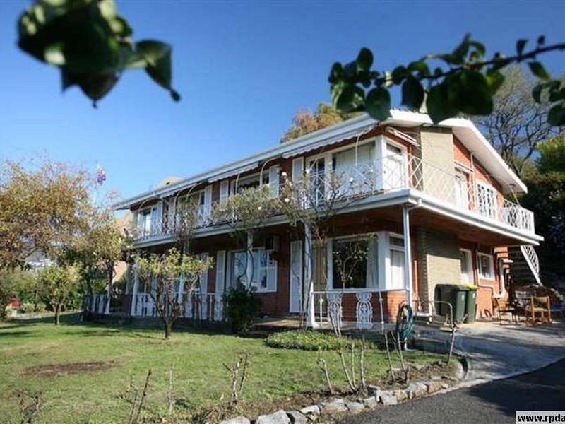 40 Marieville Esplanade, Sandy Bay TAS 7005