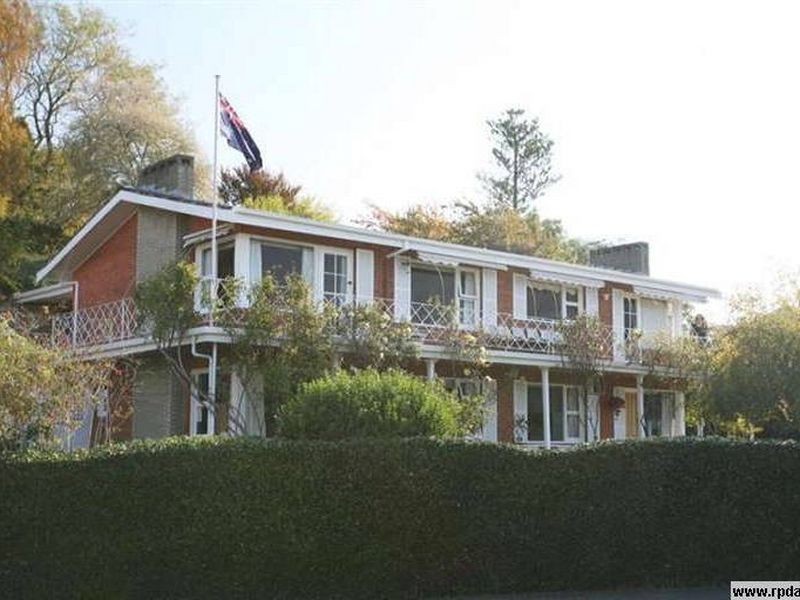 40 Marieville Esplanade, Sandy Bay TAS 7005