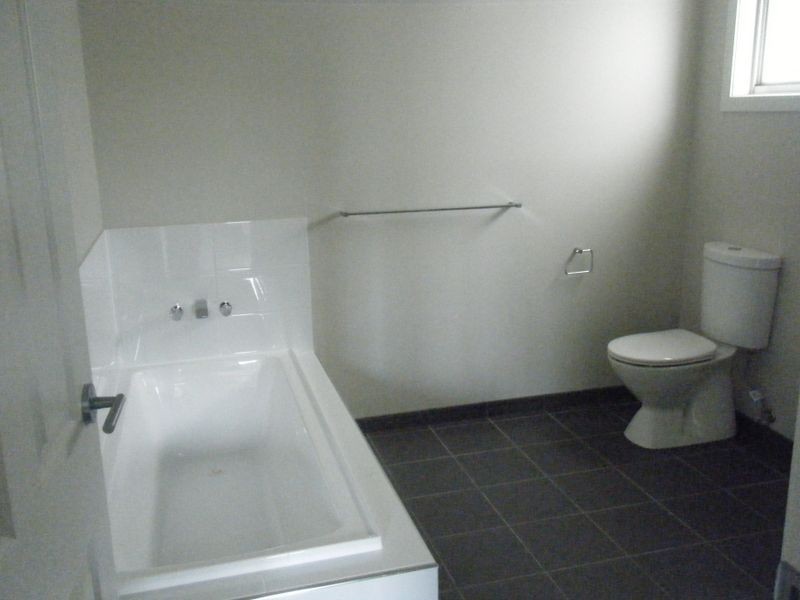 571 Oceana Drive, Howrah TAS 7018