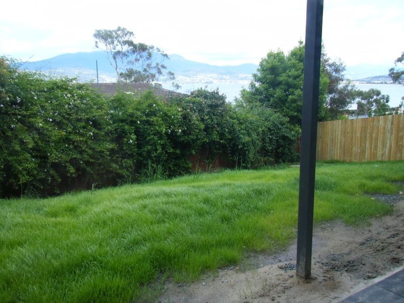 571 Oceana Drive, Howrah TAS 7018