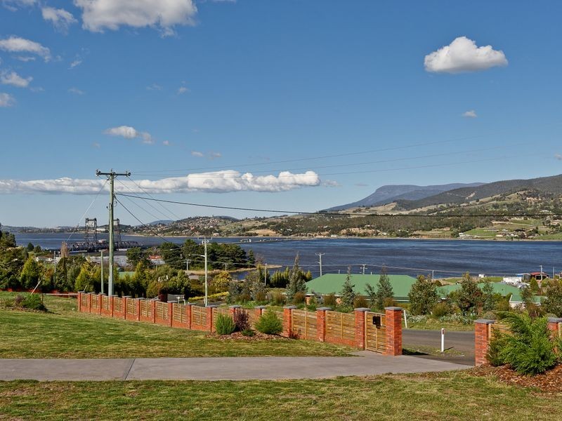 21 Serenity Drive, Dromedary TAS 7030