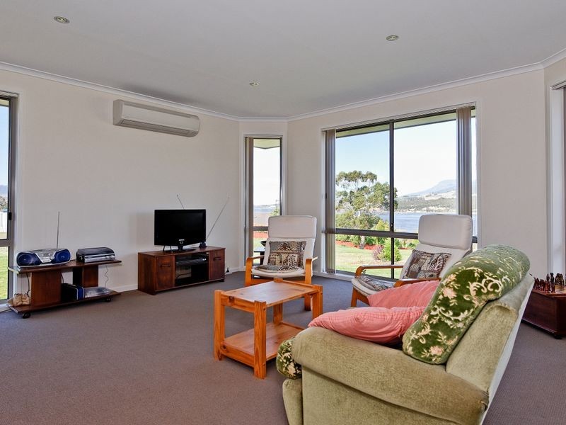 21 Serenity Drive, Dromedary TAS 7030