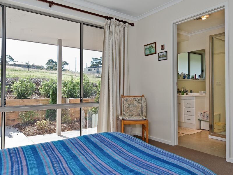 21 Serenity Drive, Dromedary TAS 7030