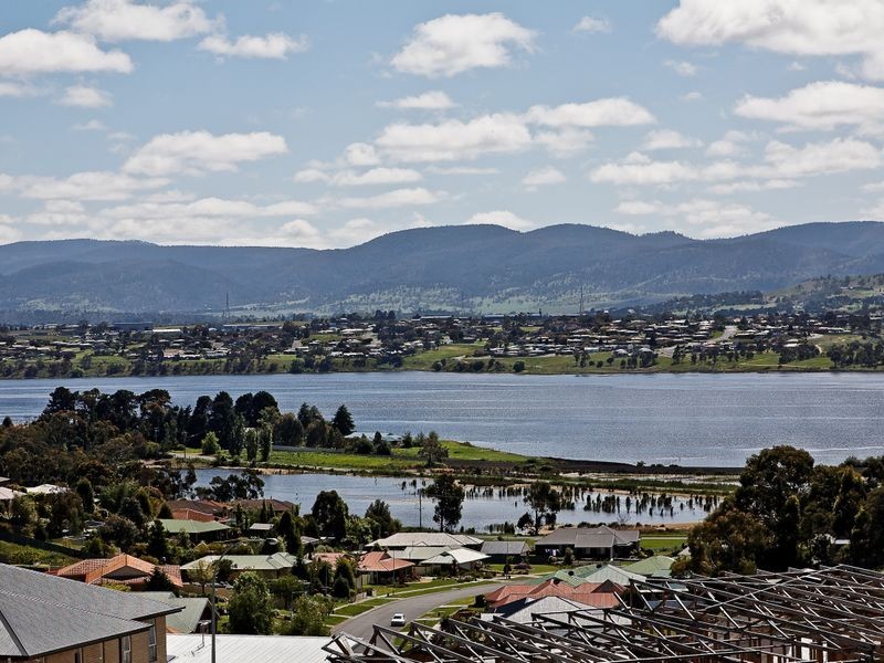 24 Navigators Rise, Granton TAS 7030