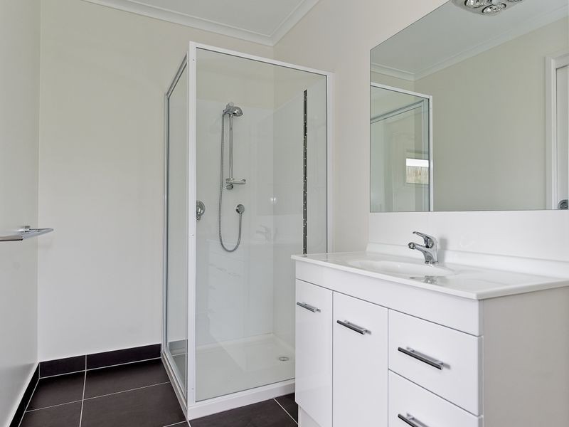 24 Navigators Rise, Granton TAS 7030