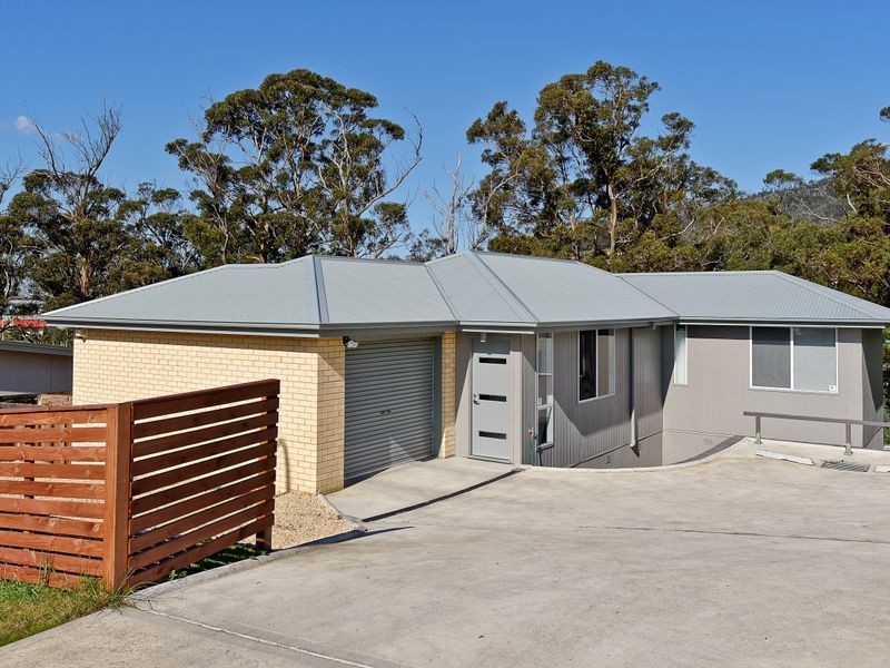 1/9 Coach Road, Chigwell TAS 7011