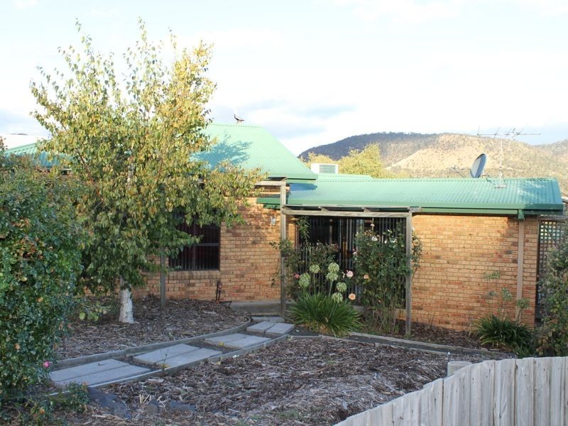 19 Clives Avenue, Old Beach TAS 7017