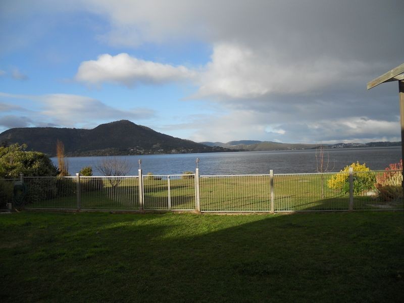 23 Conneware Crescent, Berriedale TAS 7011