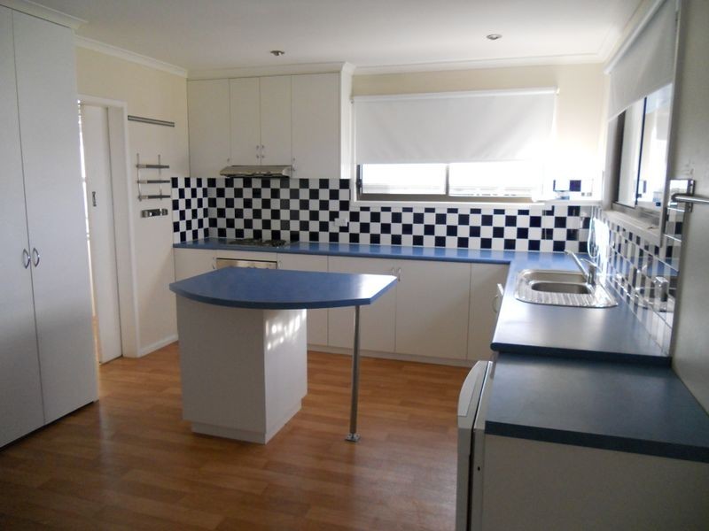 23 Conneware Crescent, Berriedale TAS 7011