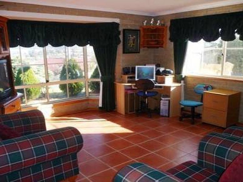 8 Carter Court, New Norfolk TAS 7140