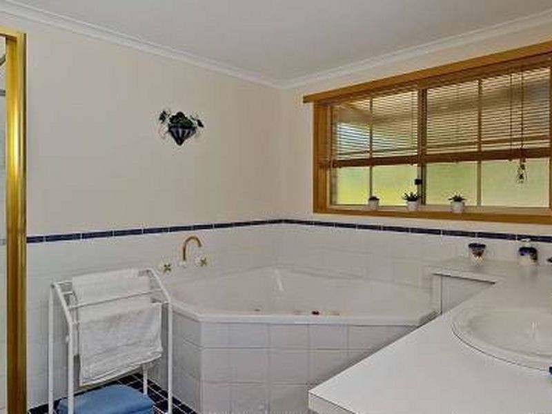 8 Carter Court, New Norfolk TAS 7140