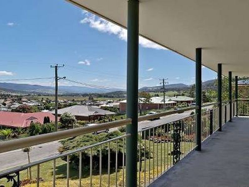 8 Carter Court, New Norfolk TAS 7140