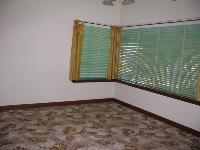 8 Roseville Place, Montrose TAS 7010