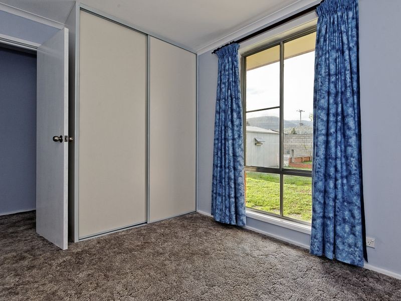 30 Cox Avenue, New Norfolk TAS 7140