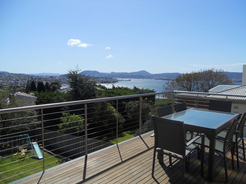 5 Longview Avenue, Sandy Bay TAS 7005