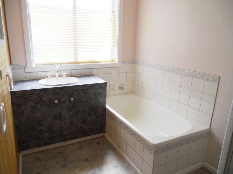 12 Croome Court, Berriedale TAS 7011