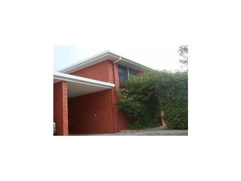 2/18 Bermuka Street, Moonah TAS 7009