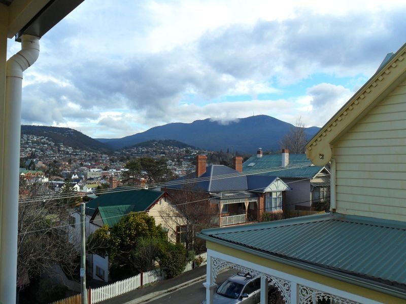 2/15 Bath Street, Battery Point TAS 7004