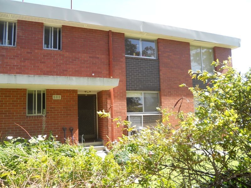 2/5 Beechworth Road, Sandy Bay TAS 7005
