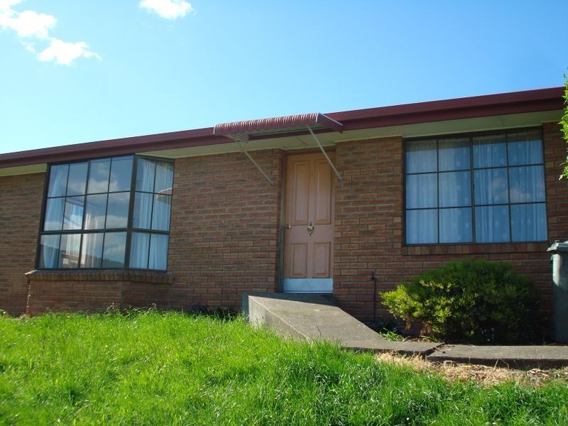 1/11 Chatterton Court, Claremont TAS 7011