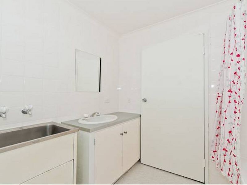 2/4 Myella Drive, Berriedale TAS 7011