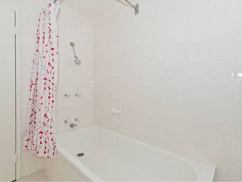 2/4 Myella Drive, Berriedale TAS 7011