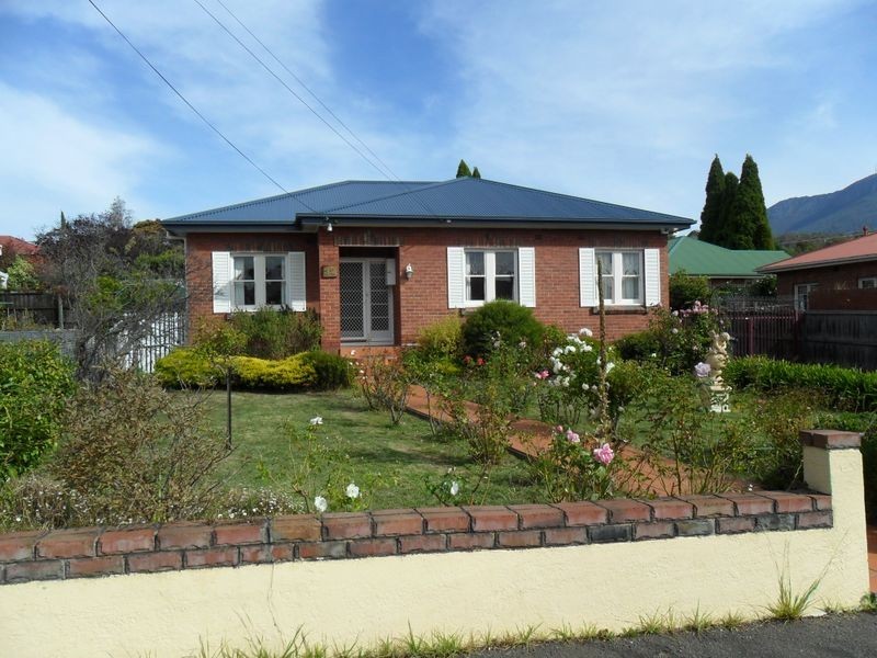32 Pedder Street, New Town TAS 7008