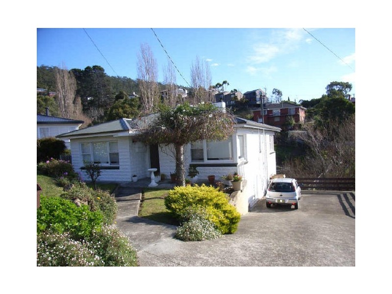 23 Rossendell Avenue, West Hobart TAS 7000