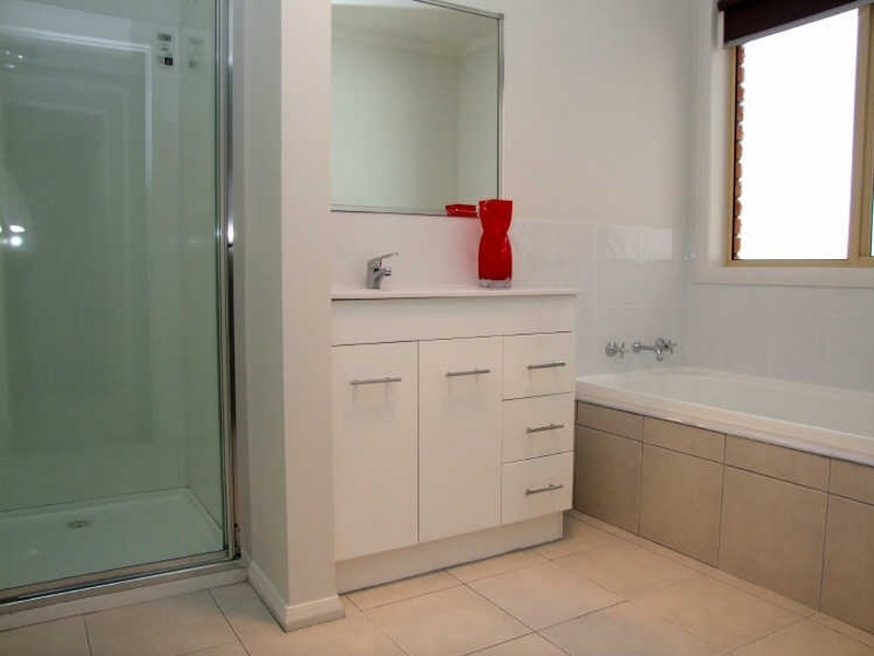 5/3 Home Avenue, Blackmans Bay TAS 7052