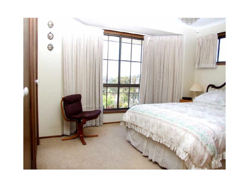 16 Firth Road, Lenah Valley TAS 7008