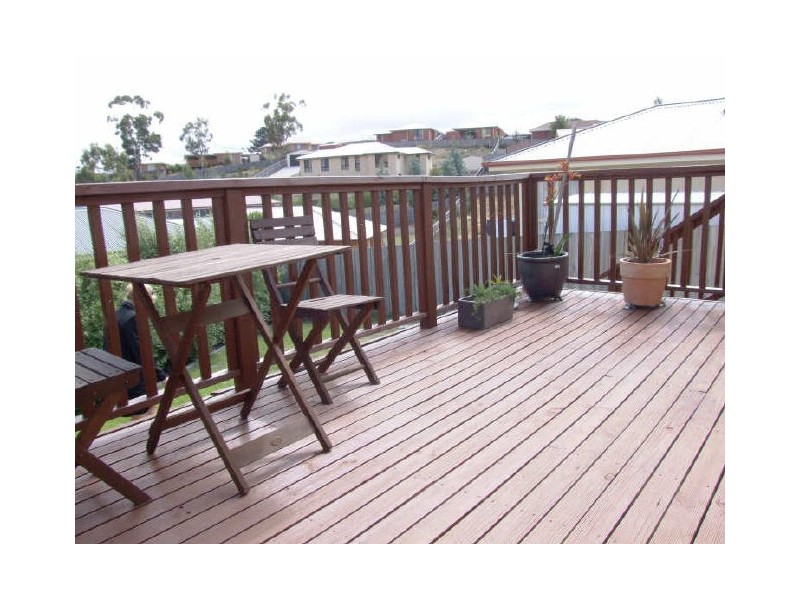 2/32 Arncliffe Road, Austins Ferry TAS 7011