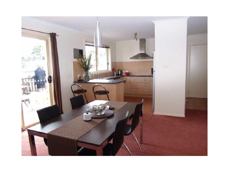 2/32 Arncliffe Road, Austins Ferry TAS 7011