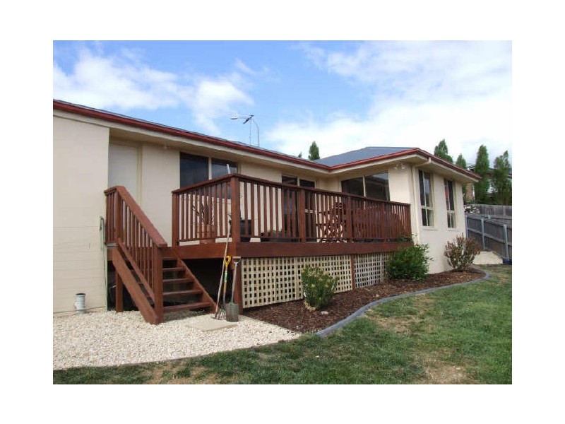 2/32 Arncliffe Road, Austins Ferry TAS 7011