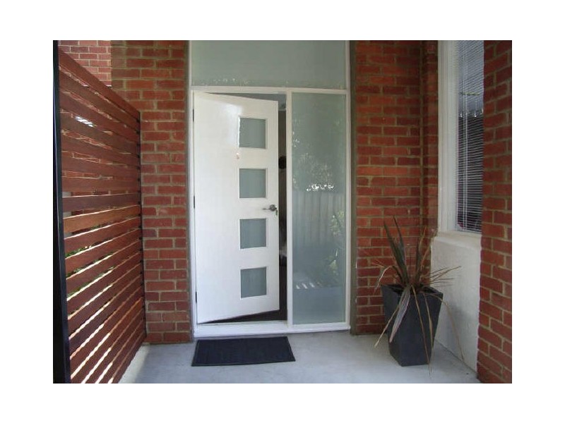 1/1a Sayer Crescent, Sandy Bay TAS 7005