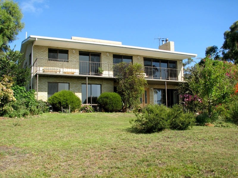 313 Gwandalan Road, Saltwater River TAS 7186