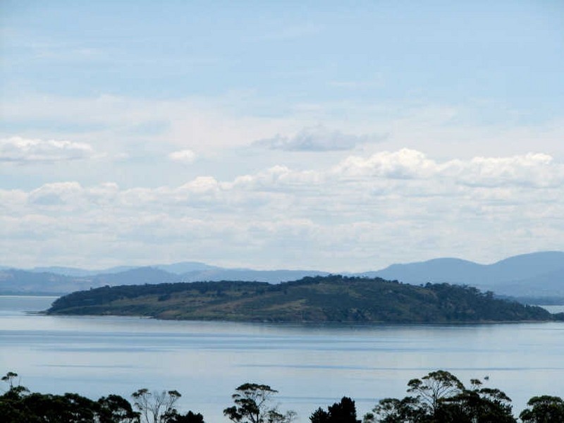 313 Gwandalan Road, Saltwater River TAS 7186